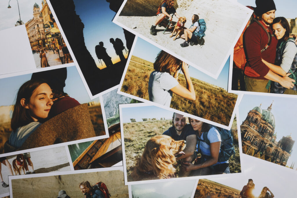 Pêle-Mêle Photo Mural : Comment créer un mur de souvenirs ? 🖼️